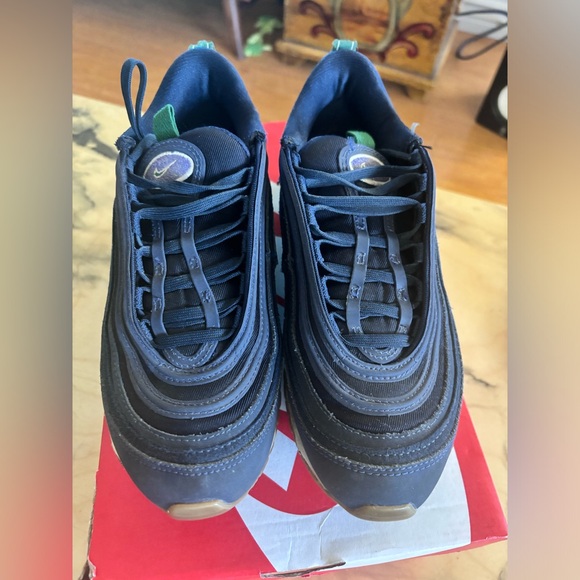 Used a few times, condition as pictured.Size 7 - Picture 5 of 12